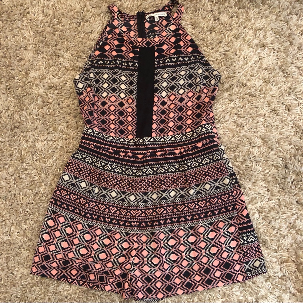 Collective Concepts Small Petite Romper